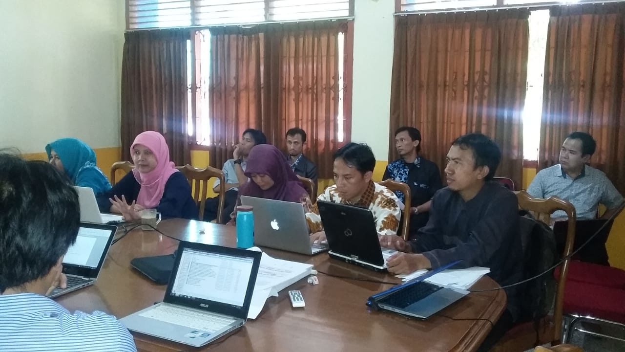 Rapat Pengisian Borang Akreditasi