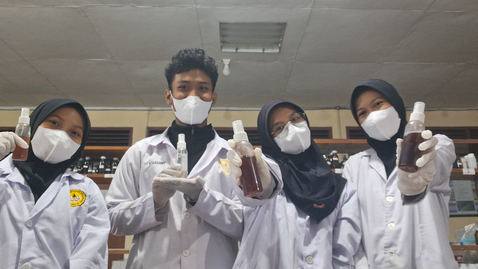 Mahasiswa Kimia Unsoed Kembangkan Inovasi Karbon Dots dalam Formulasi Face Mist Antibakteri Alami Ekstrak Biji Kakao